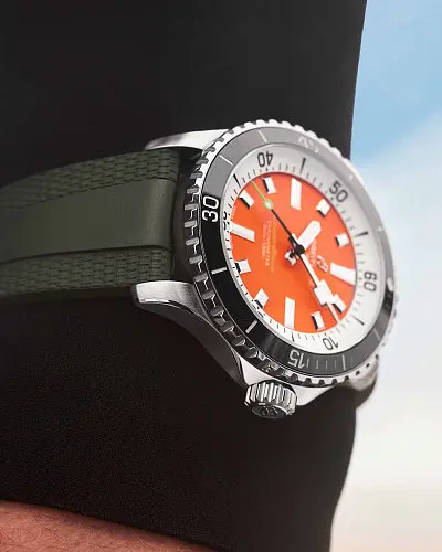 Breitling Superocean Automatic 42 Kelly Slater A173751A1O1S1